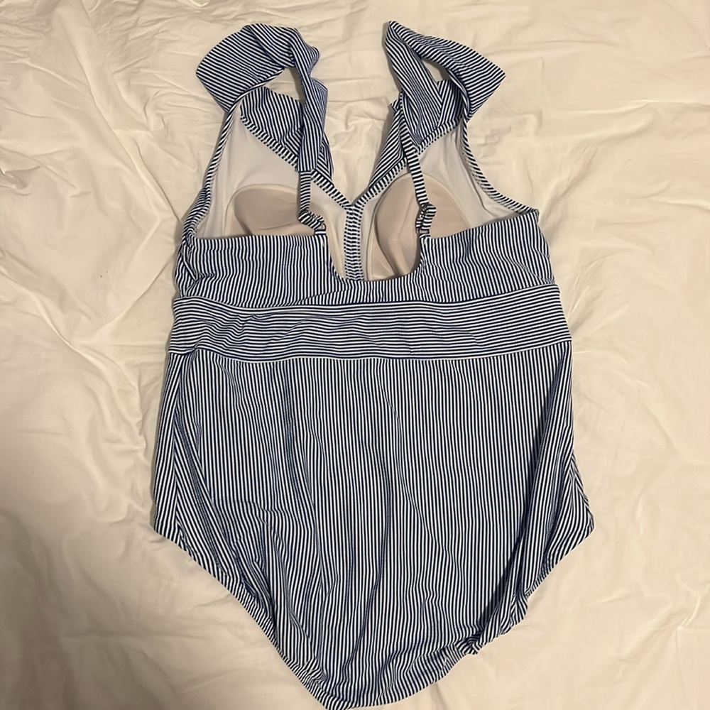 Swimsuit - Picture 3 of 3